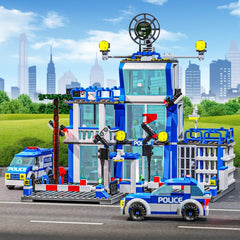 MindBox police cars included for dynamic chase scenes and engaging role-play sessions.