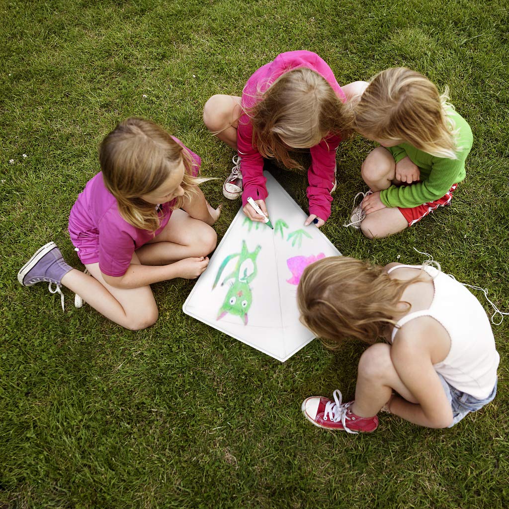 Mint's Colorful Life DIY Kites easy-to-fly design for effortless outdoor fun.