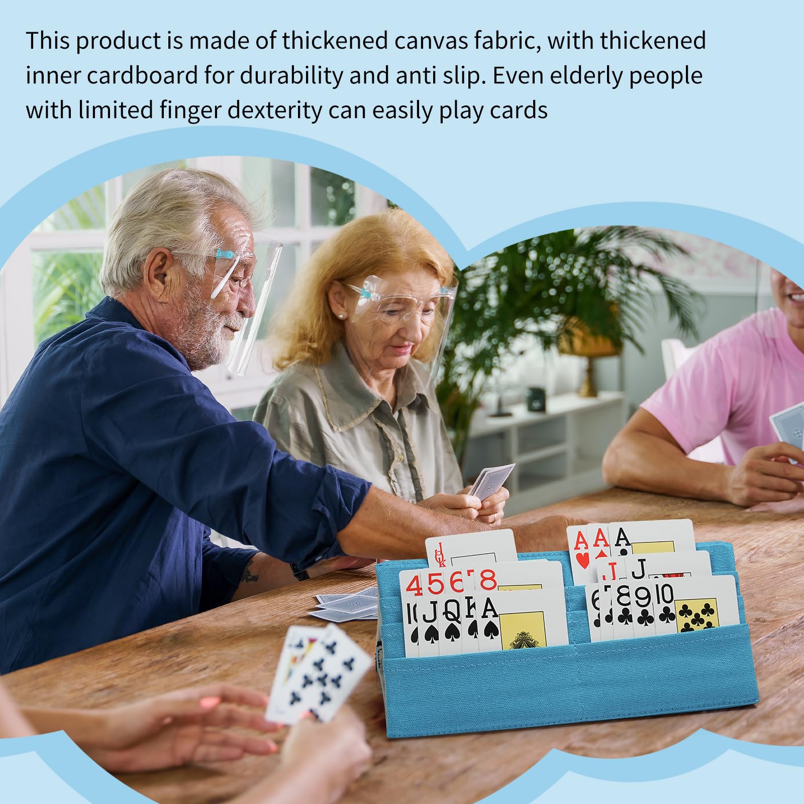 Compact, travel-ready Minventiss card holder suitable for family gatherings and nights out.