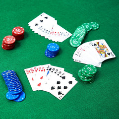 Mixweer green felt mat creates authentic casino vibe.