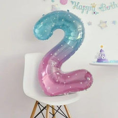 Mluchee Number 0 balloon 40-inch as a photo booth prop for memories