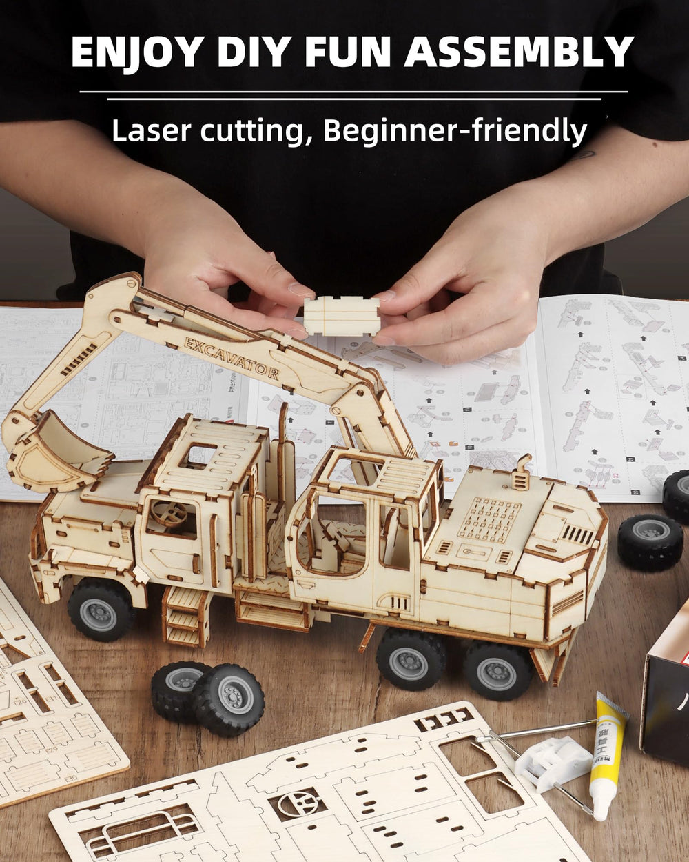 MOCBURIKU excavator pull-back action powers quick, engaging movement.