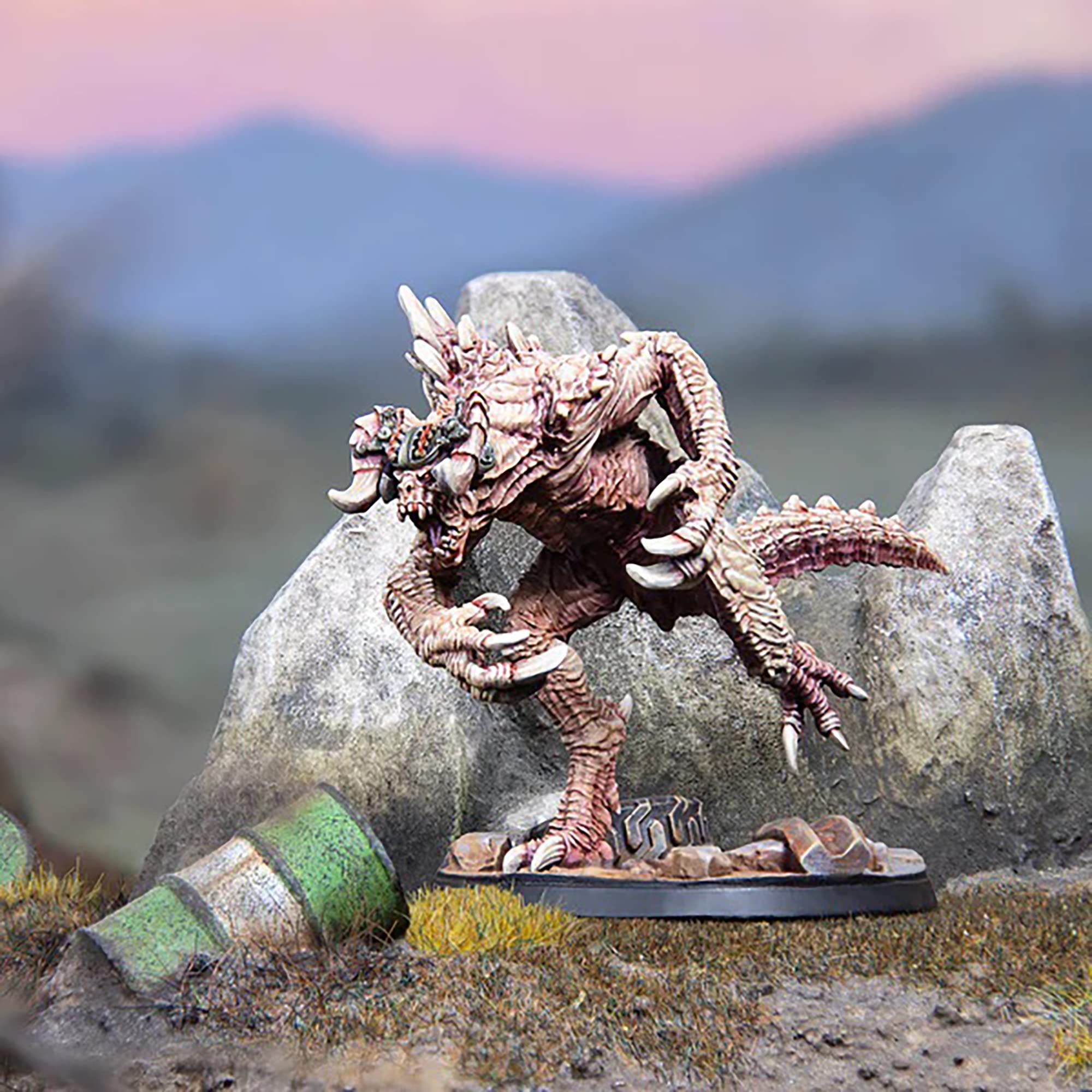Modiphius Deathclaw resin detail highlights texture and feral features.
