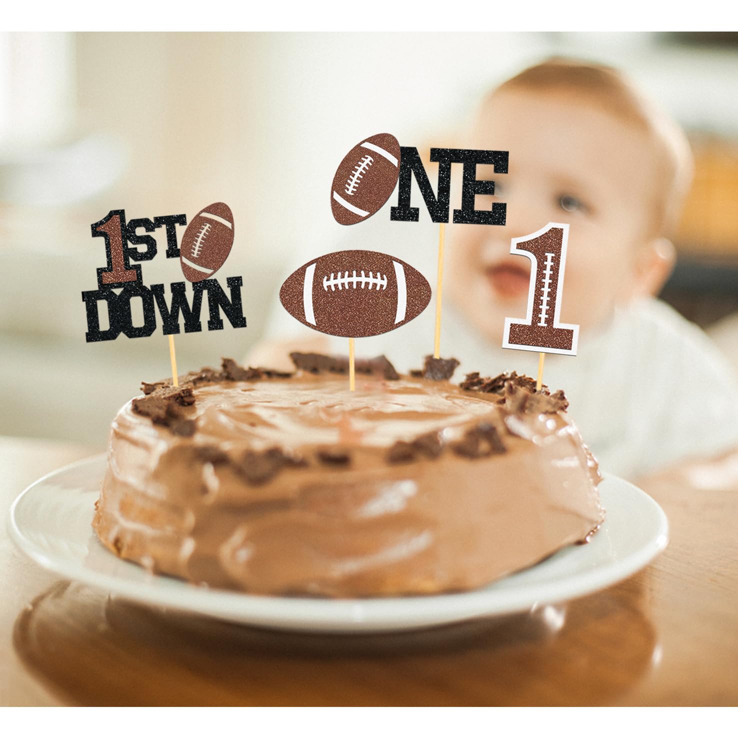 Moitkptt football style-d cupcake topper with glittery finish
