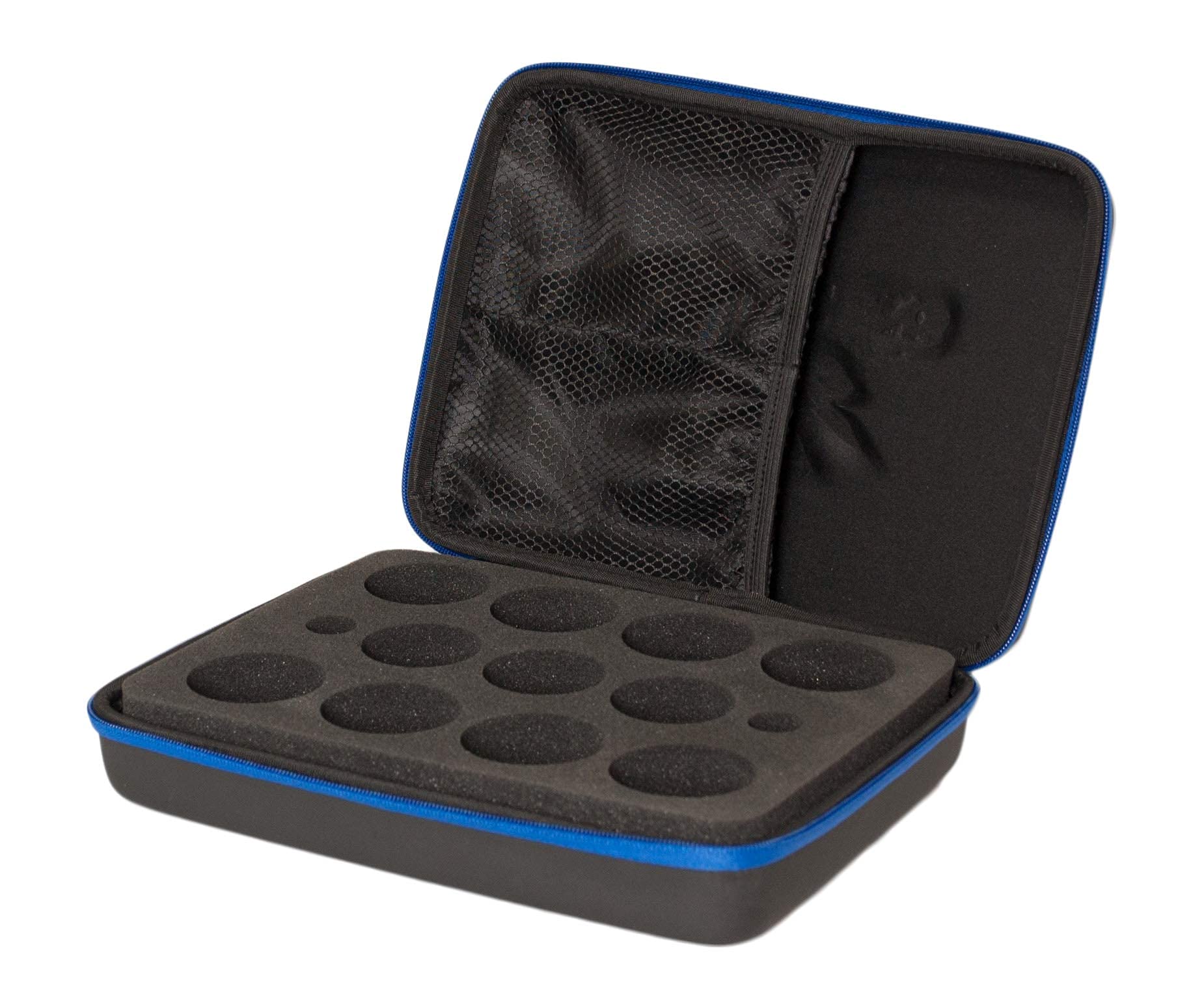 MONGPIENS Case closed seals against spills and dust, keeping contents safe.