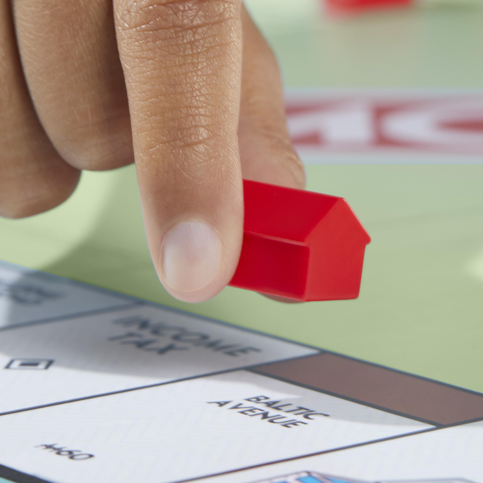 Monopoly gift-ready box featuring a sleek, modern design.