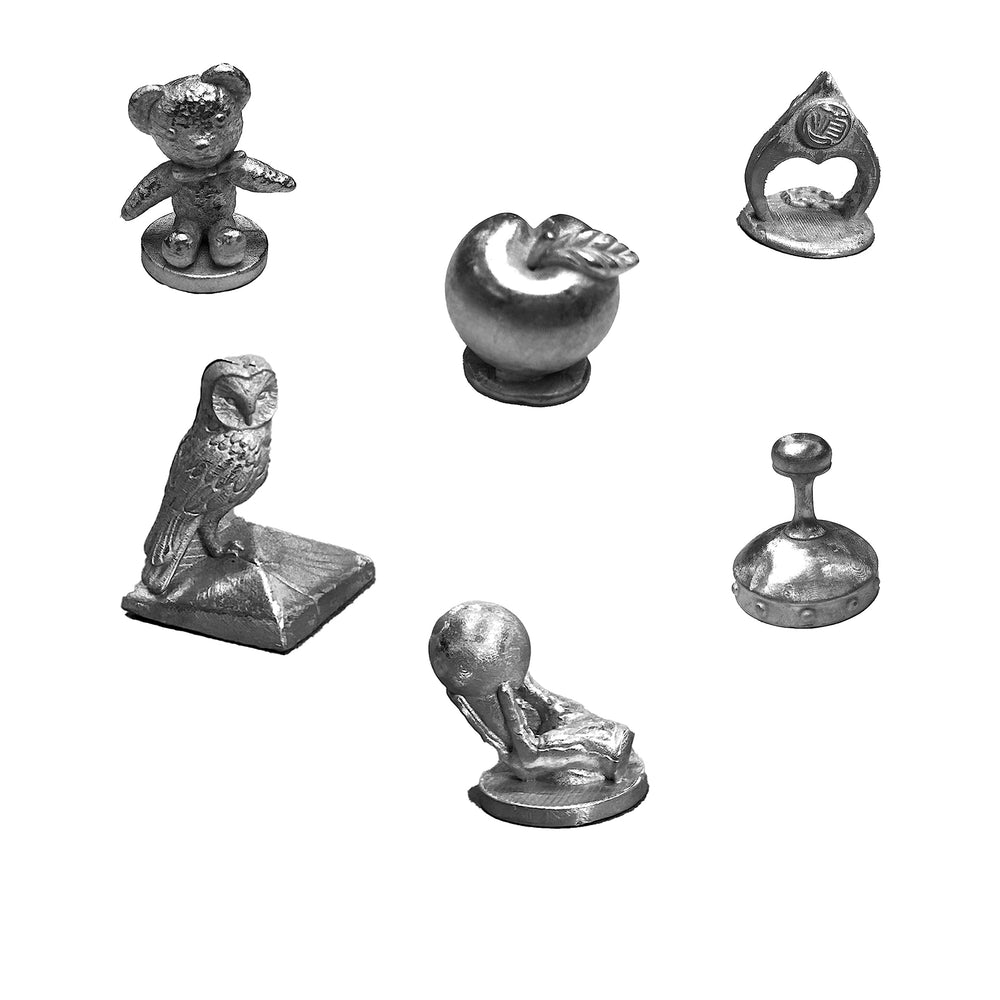 Monopoly Winning Moves Maze color sets and branded money support empire-building play.