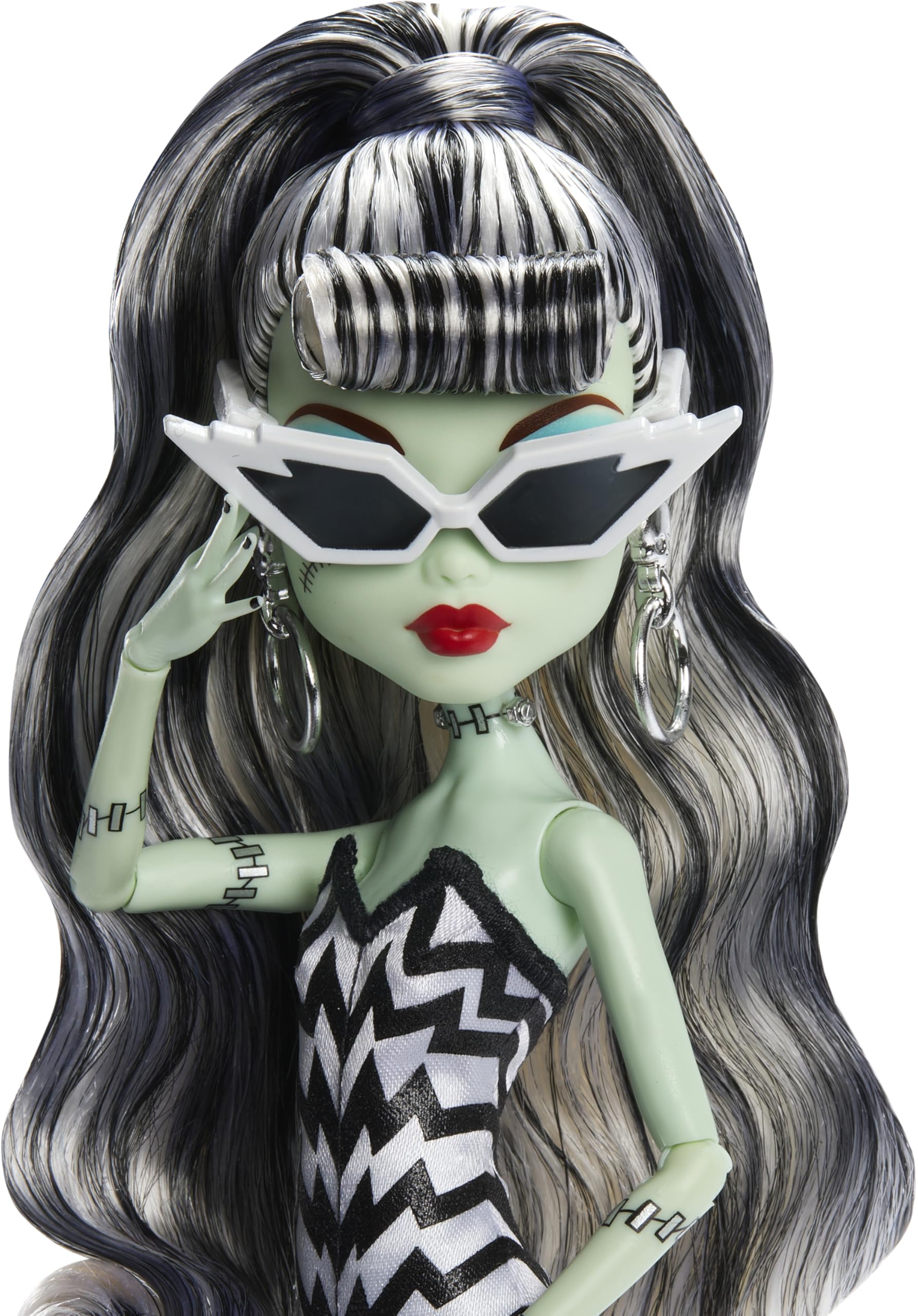 Monster High Frankie Stein dark gown for dramatic after-dark display.