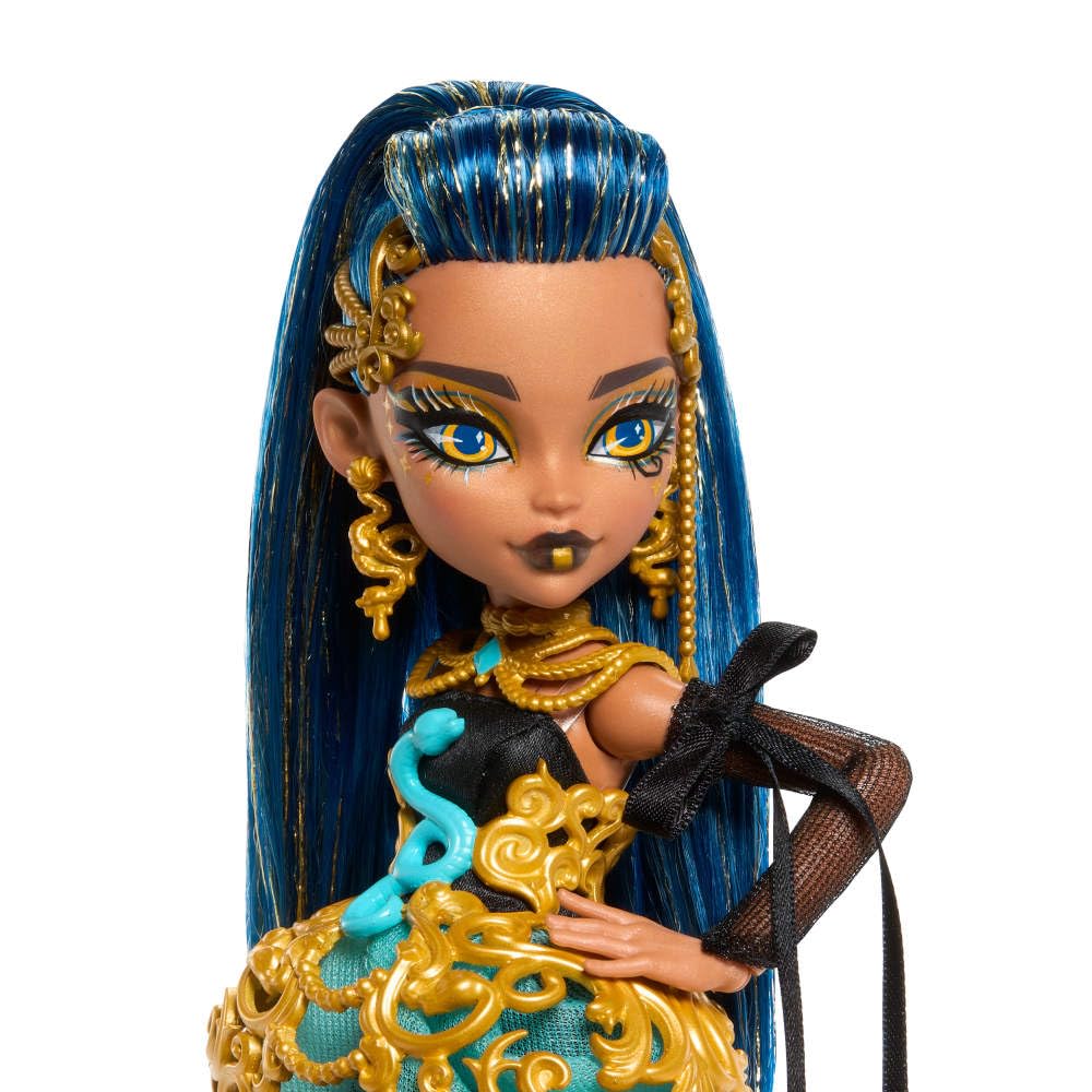Monster High birthday card and scarab balloon, sparks creative skelebration scenes.