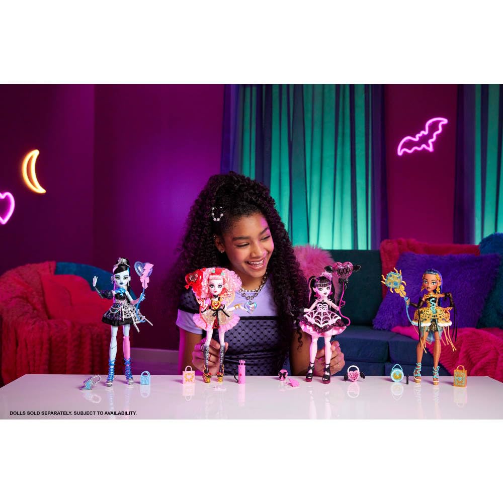 Monster High Cleo De Nile with cage skirt and beaded accents, elegant display.