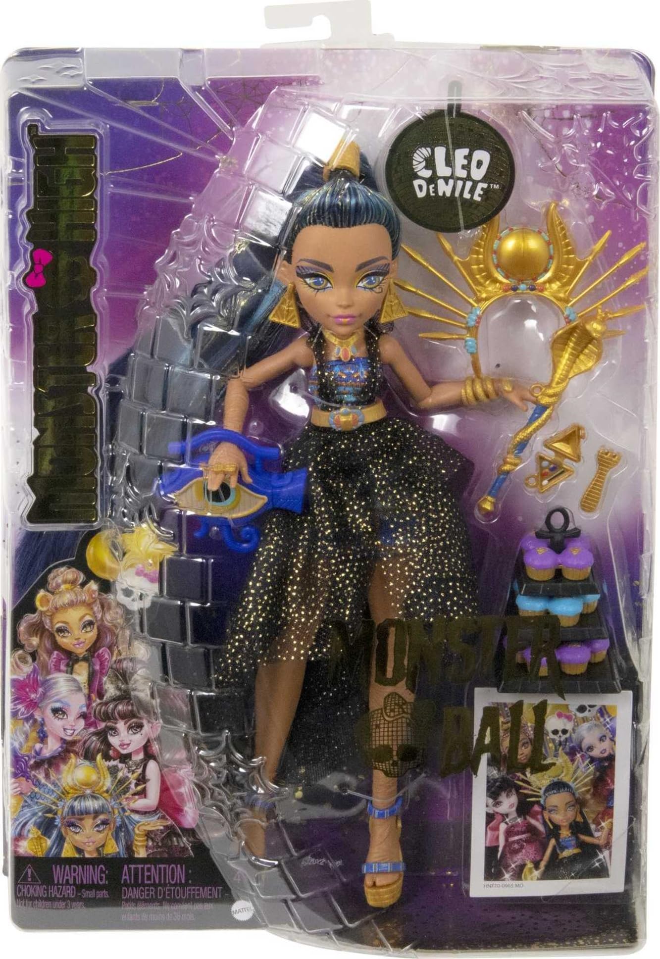 Monster High Cleo De Nile cupcake stand and fork boost party storytelling and sharing.