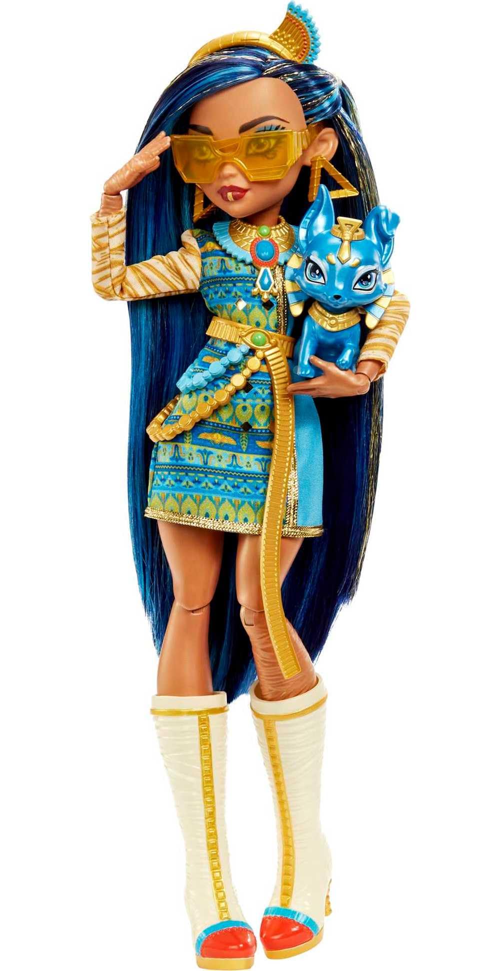 Cleo De Nile's mummy-wrap sleeves add authentic Monster High flair for role-play.