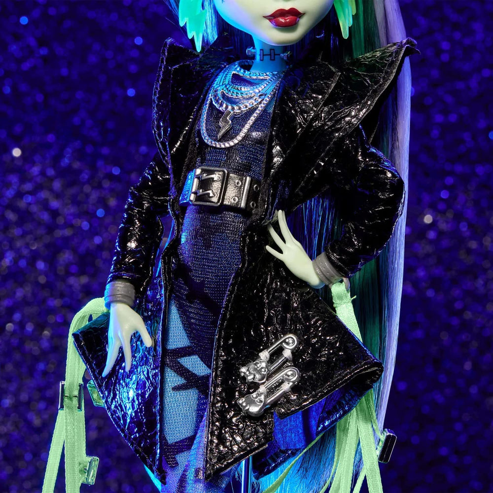 Monster High Frankie Stein flowing bindings create dramatic movement for photos or play.
