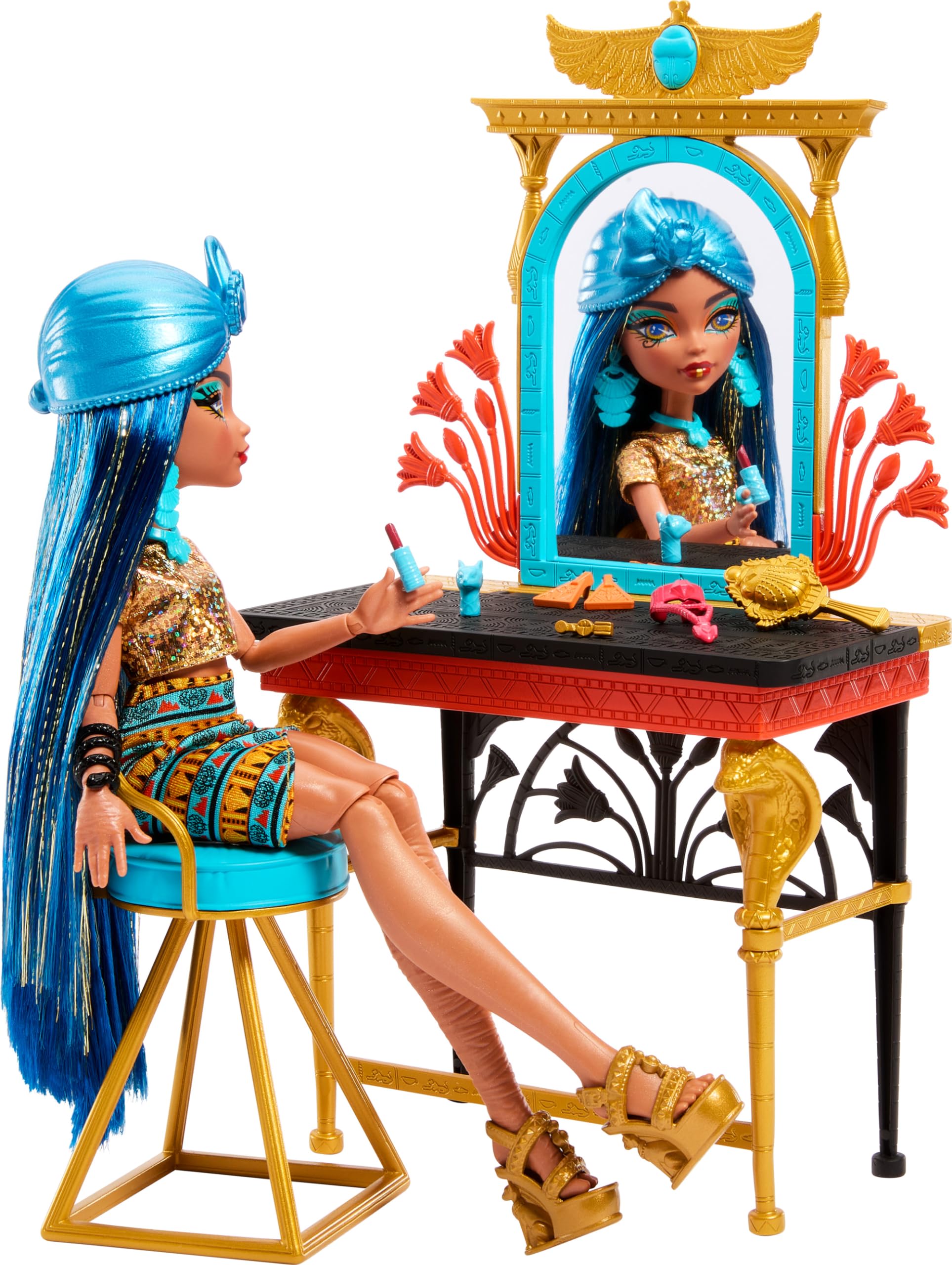 Monster High Self Scare Day Cleo De Nile doll wearing chic outfits for styling