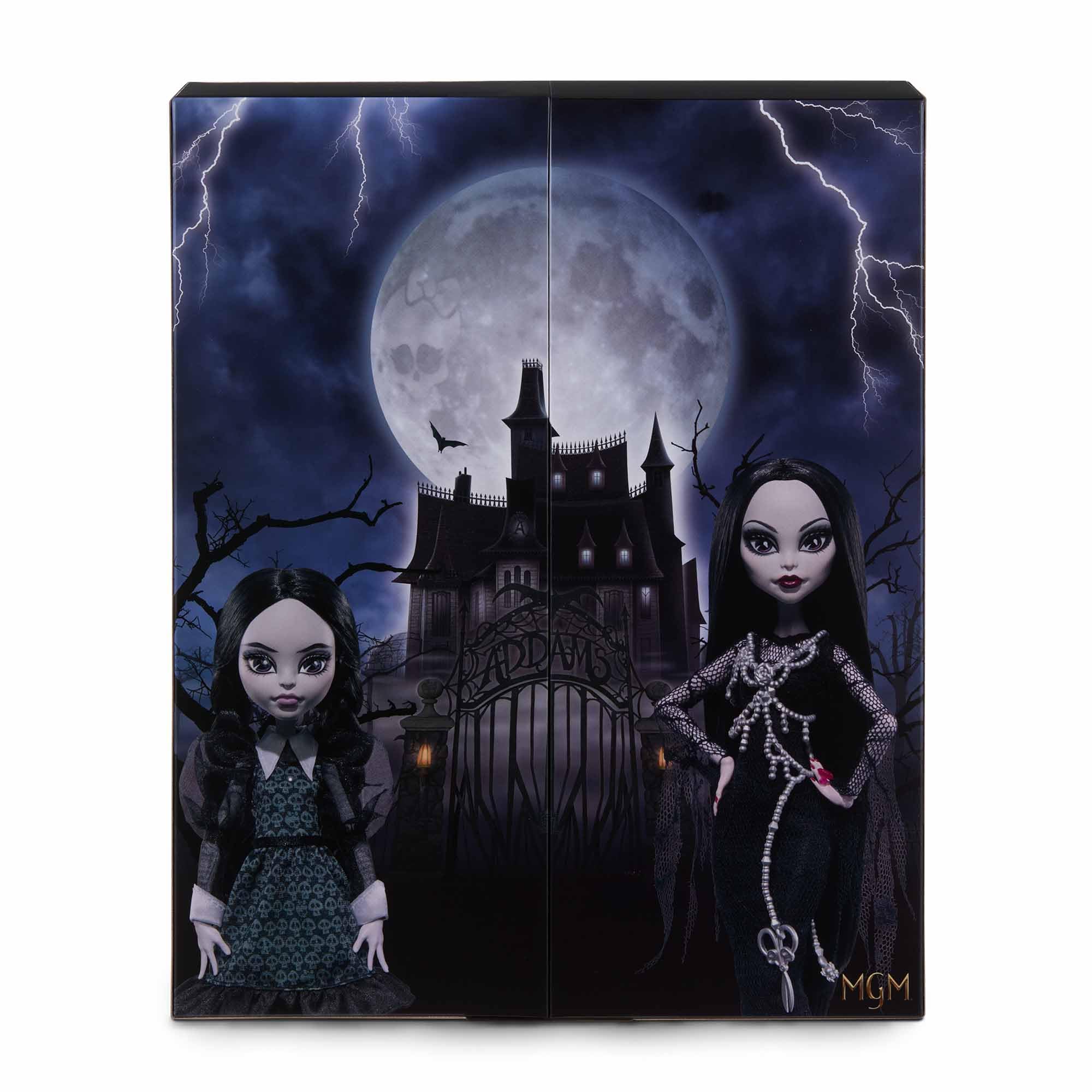 Monster High Skullector display setup ideas enrich shelf styling