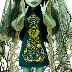 Monster High Skullector Scarah Screams banshee shroud references heritage silhouette.
