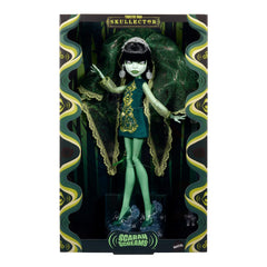 Monster High Skullector Scarah Screams scream emblem earrings add flair.
