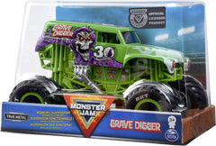 Monster Jam Grave Digger 1:24 graphics and tires boost play realism