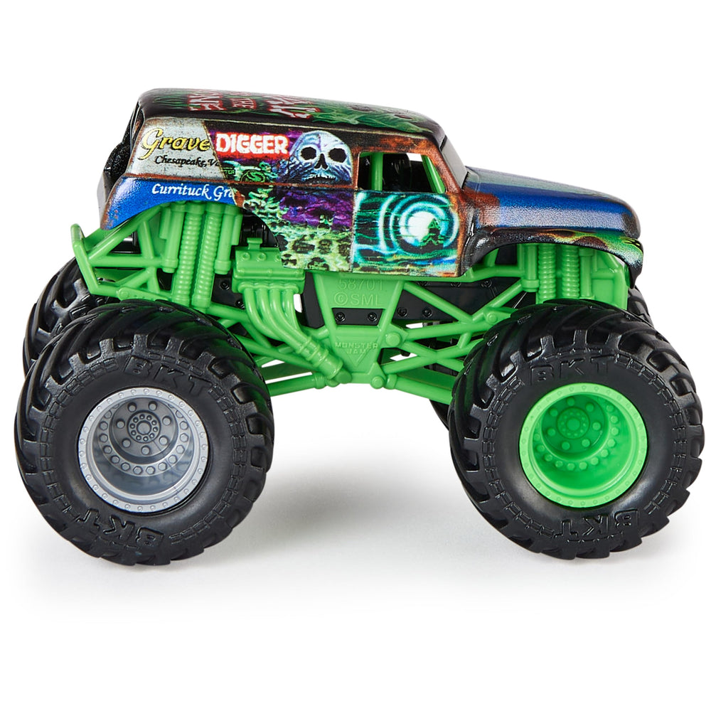 Monster Jam Grave Digger vs El Toro Loco 1:64 packaging photo highlights collectible two-pack
