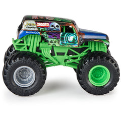 Monster Jam Grave Digger vs El Toro Loco 1:64 packaging photo highlights collectible two-pack