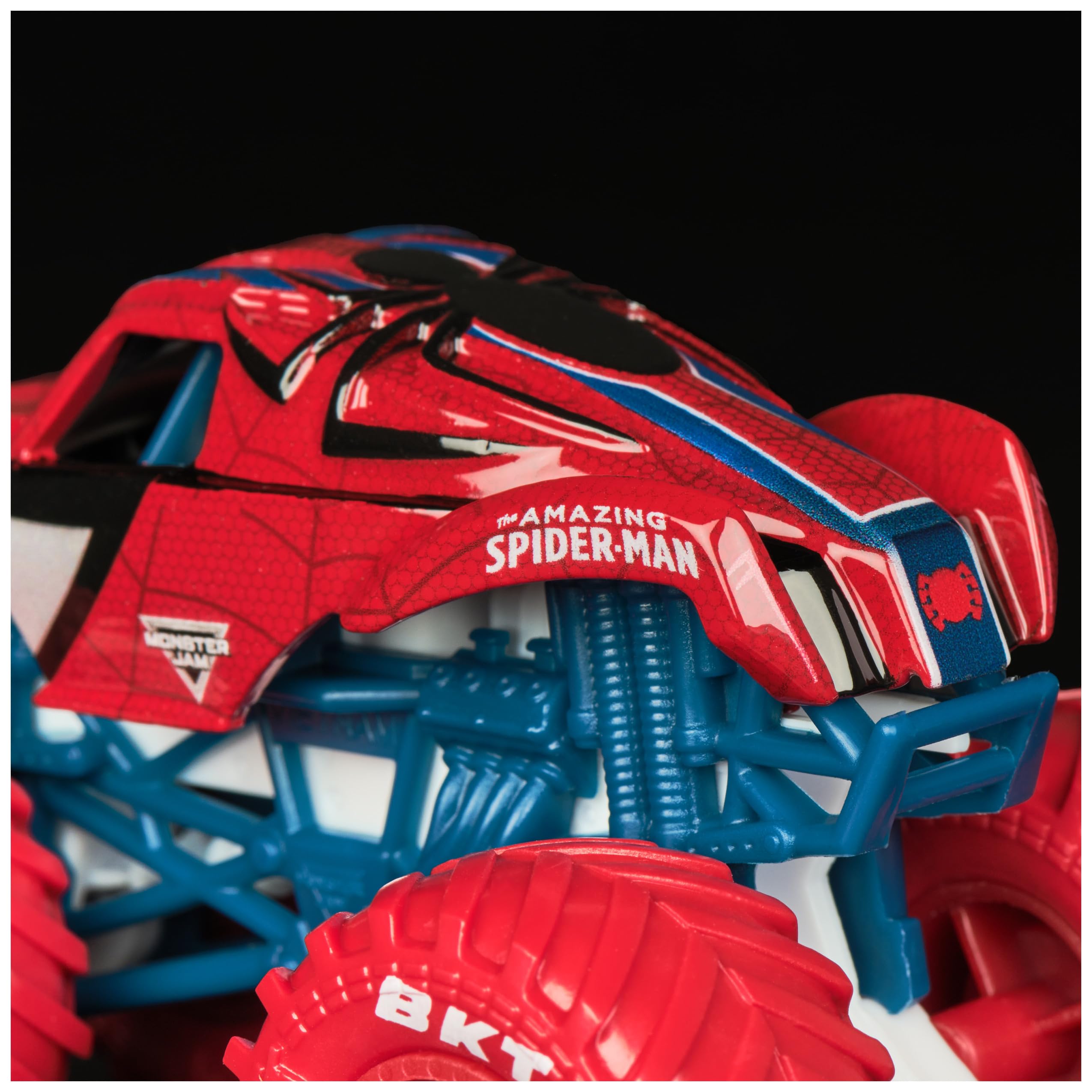 Collect all Marvel Monster Jam 2-Packs to build a legendary lineup.
