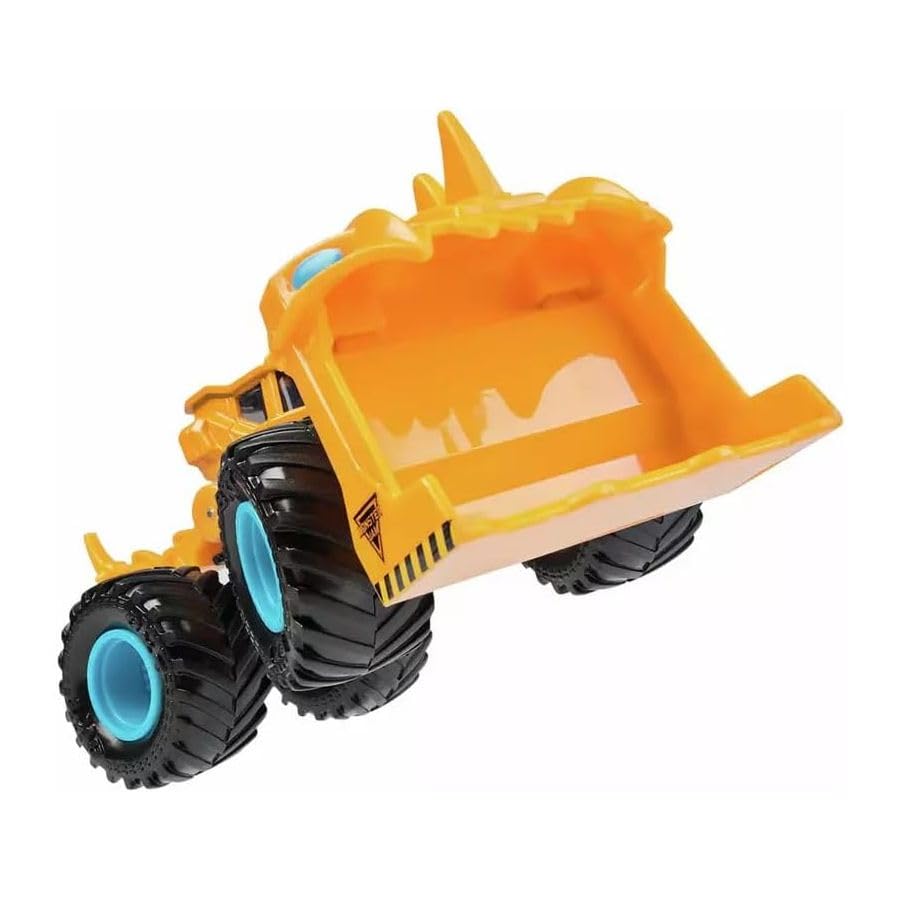 Monster Jam Scoopz wheel close-up showcases action-ready construction