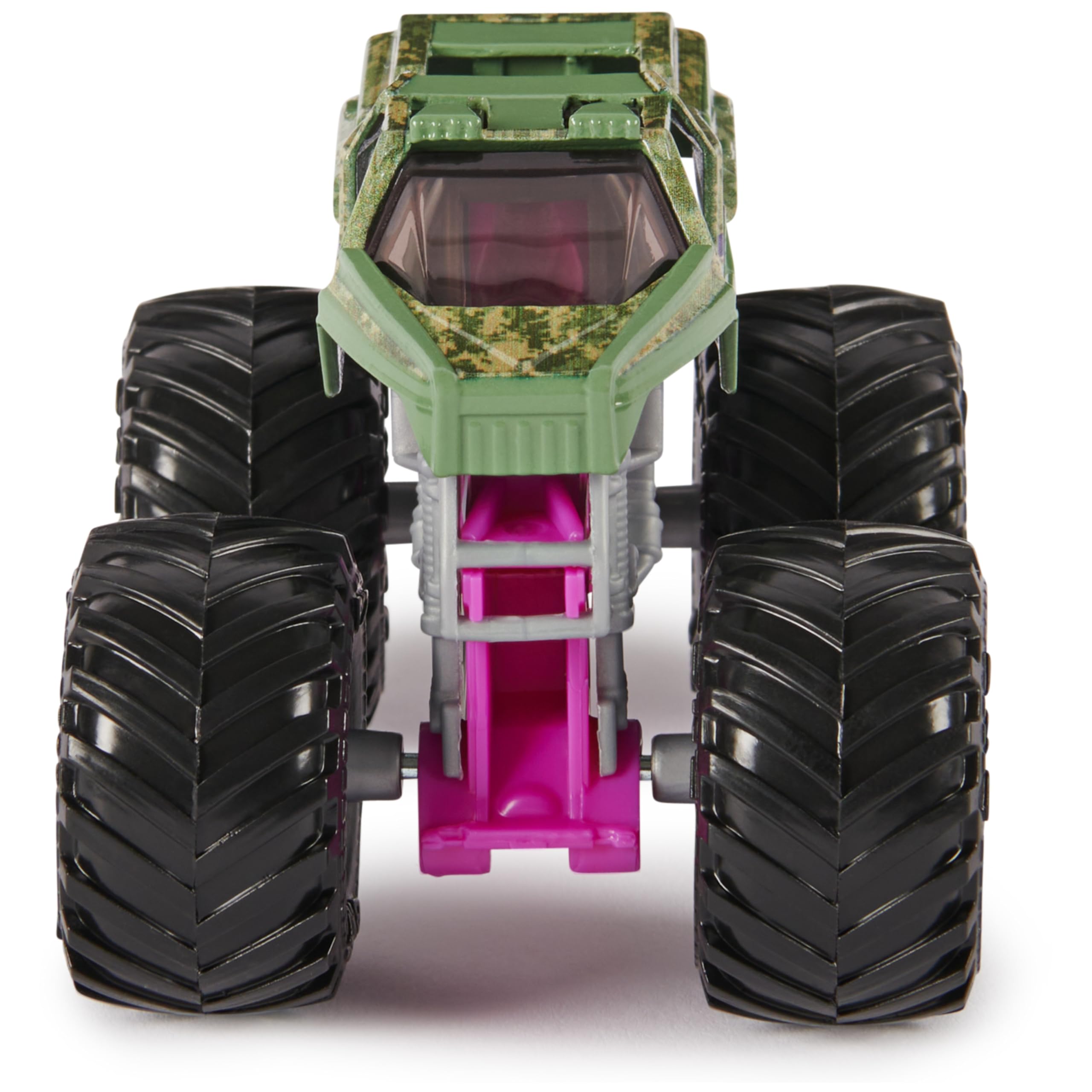 Monster Jam Soldier Fortune authentic chassis adds realism during pretend stunt shows.