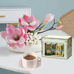 Montidey Molly Garden packaging highlights complete, safe parts