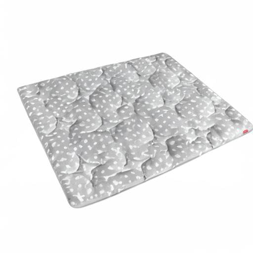 Moonsea gift-ready mat that enhances kid spaces with star decor.
