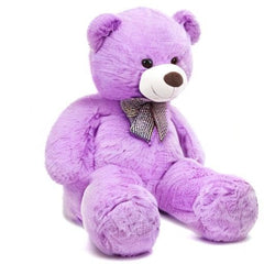 MorisMos giant bear decorates living rooms with warm, inviting presence.