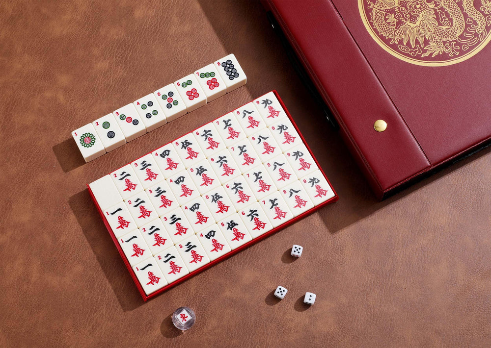 Mose Cafolo dice and wind indicators for authentic gameplay