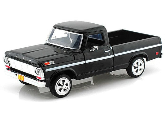 Motormax 1969 F-100 diecast model with opening doors and hood for display