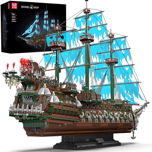Mould King 13218 pirate ship packaging box for easy unboxing and organization.