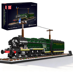 Mould King Flying Scotsman front view, ideal display piece for collectors