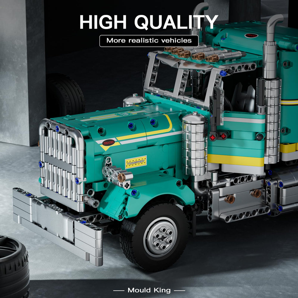 Mould King RC semi-truck trailer connection highlights authentic towing action in displays.