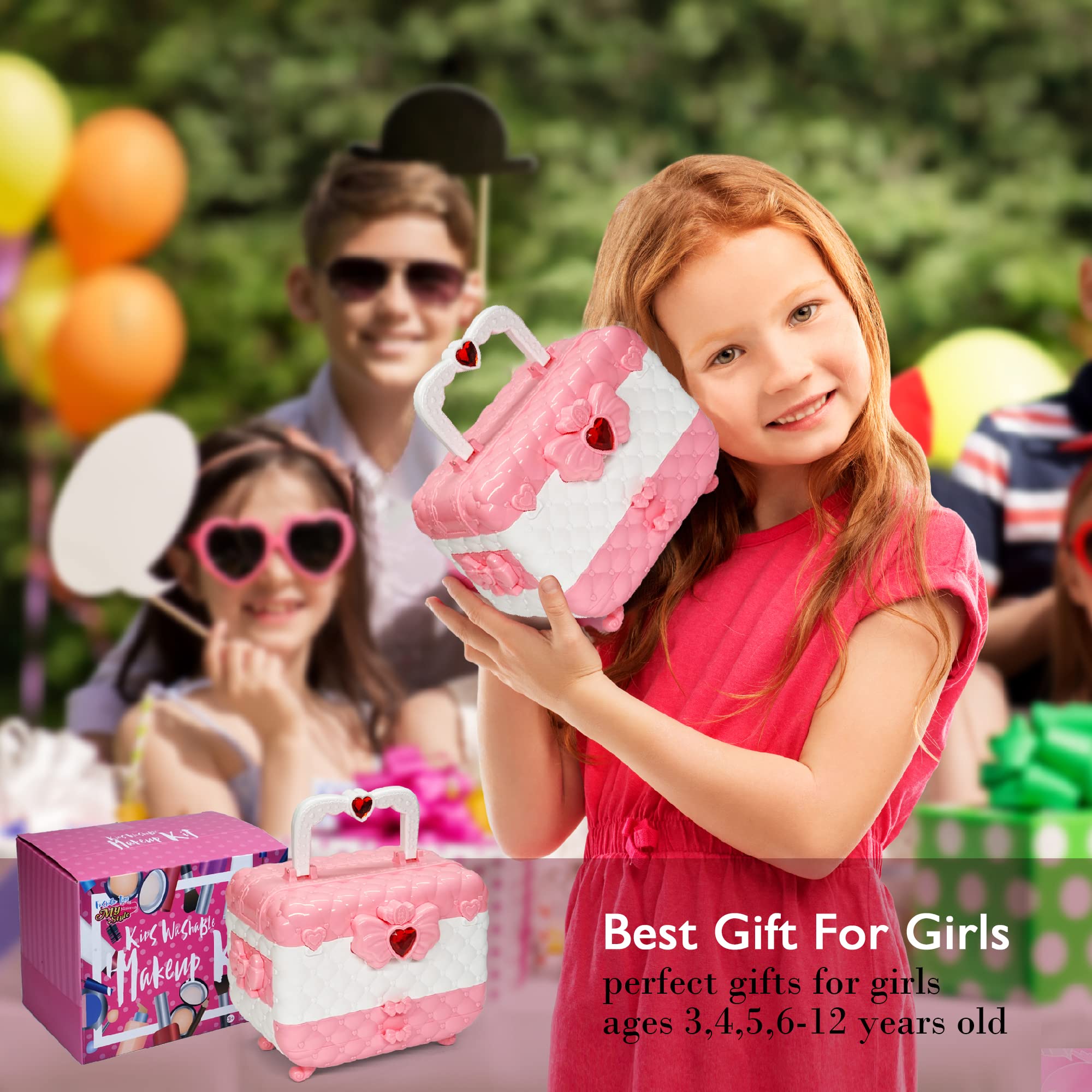 Mrabbitoo mirrored case keeps cosmetics organized for sharing with friends.