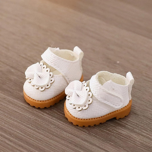 Mrwtesio Lububu 17cm doll shoes close-up, showcasing soft materials and easy cleaning.