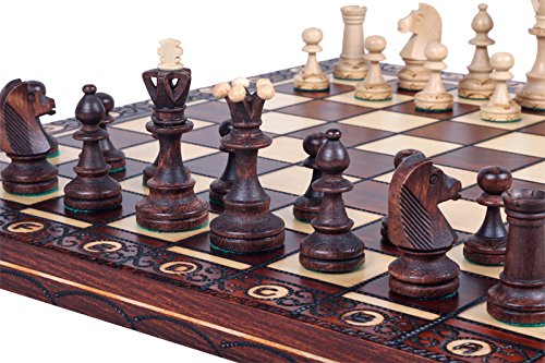 Chess and Games Shop Muba board with coordinates for easy move notation and classic aesthetics.