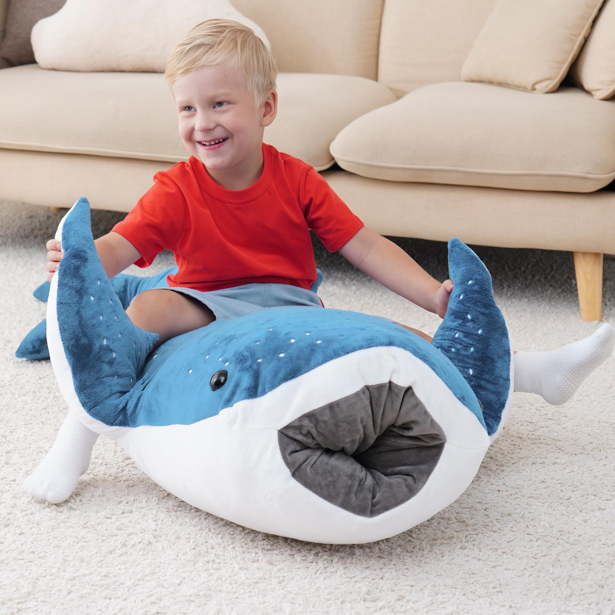 Mukouxun whale plush 100% PP cotton filling delivers a soft, snug hug.