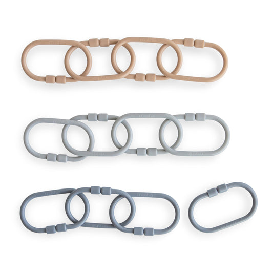 Mushie Chain Link Rings natural close-up; easy stroller attachment for on-the-go play