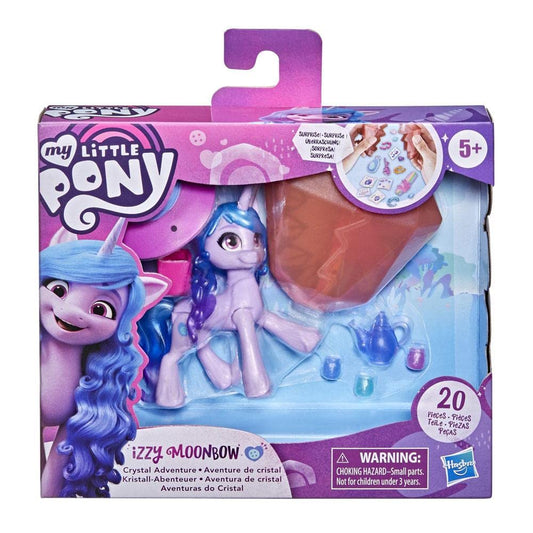 Crystal Adventure Izzy Moonbow crystal container opens to reveal hidden pieces.