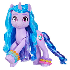 My Little Pony Izzy Moonbow dance mode plays part of Fit Right In.