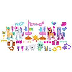 My Little Pony Friends of Maretime Bay Hitch Trailblazer figure with Hoof to Heart play.
