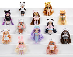 Na Na Na Surprise Minis Series 3 display-ready dolls ideal for shelves and gifting.