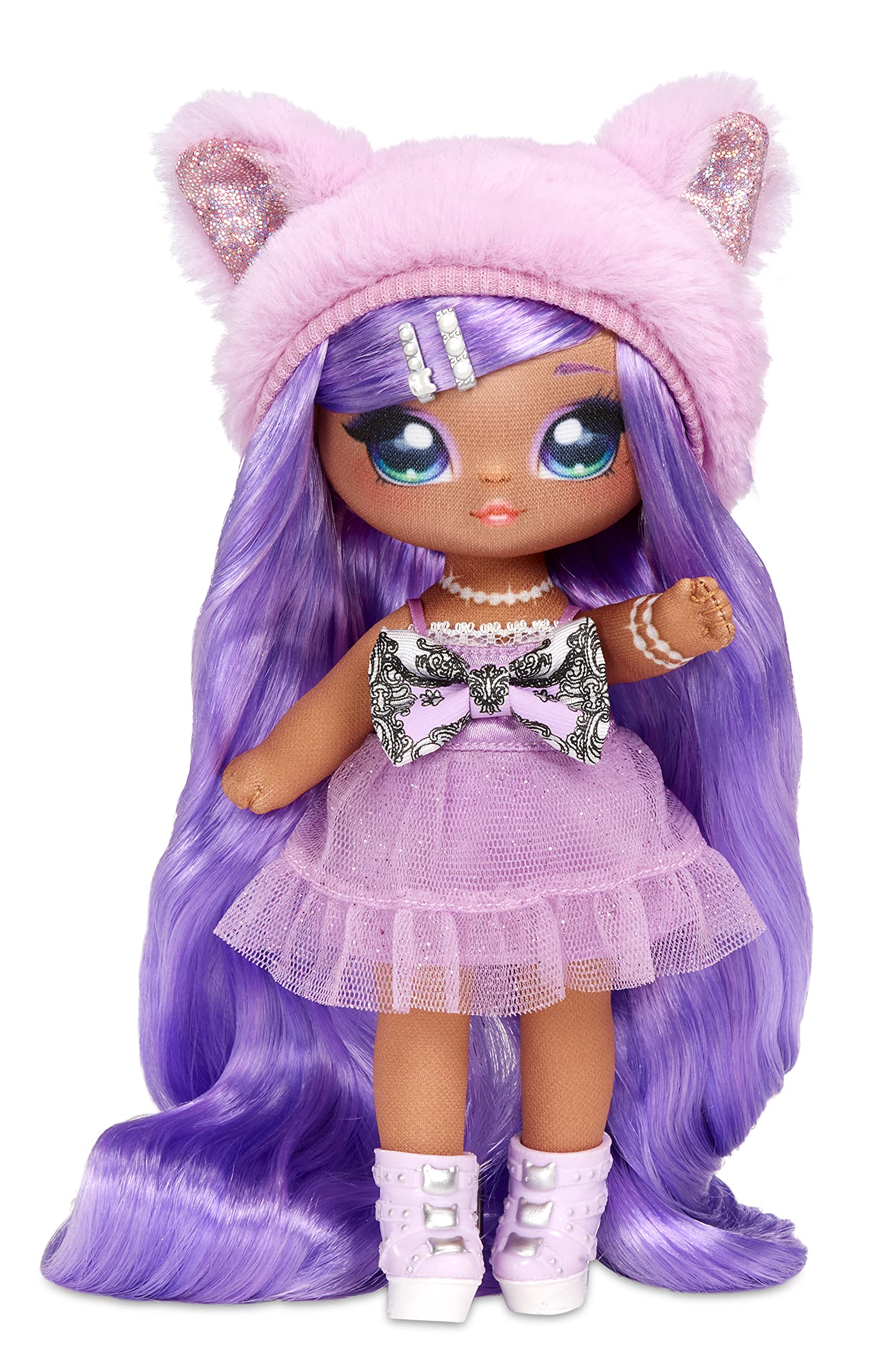 Sophie Belle 7.5-inch fashion doll with removable outfits for creative play.