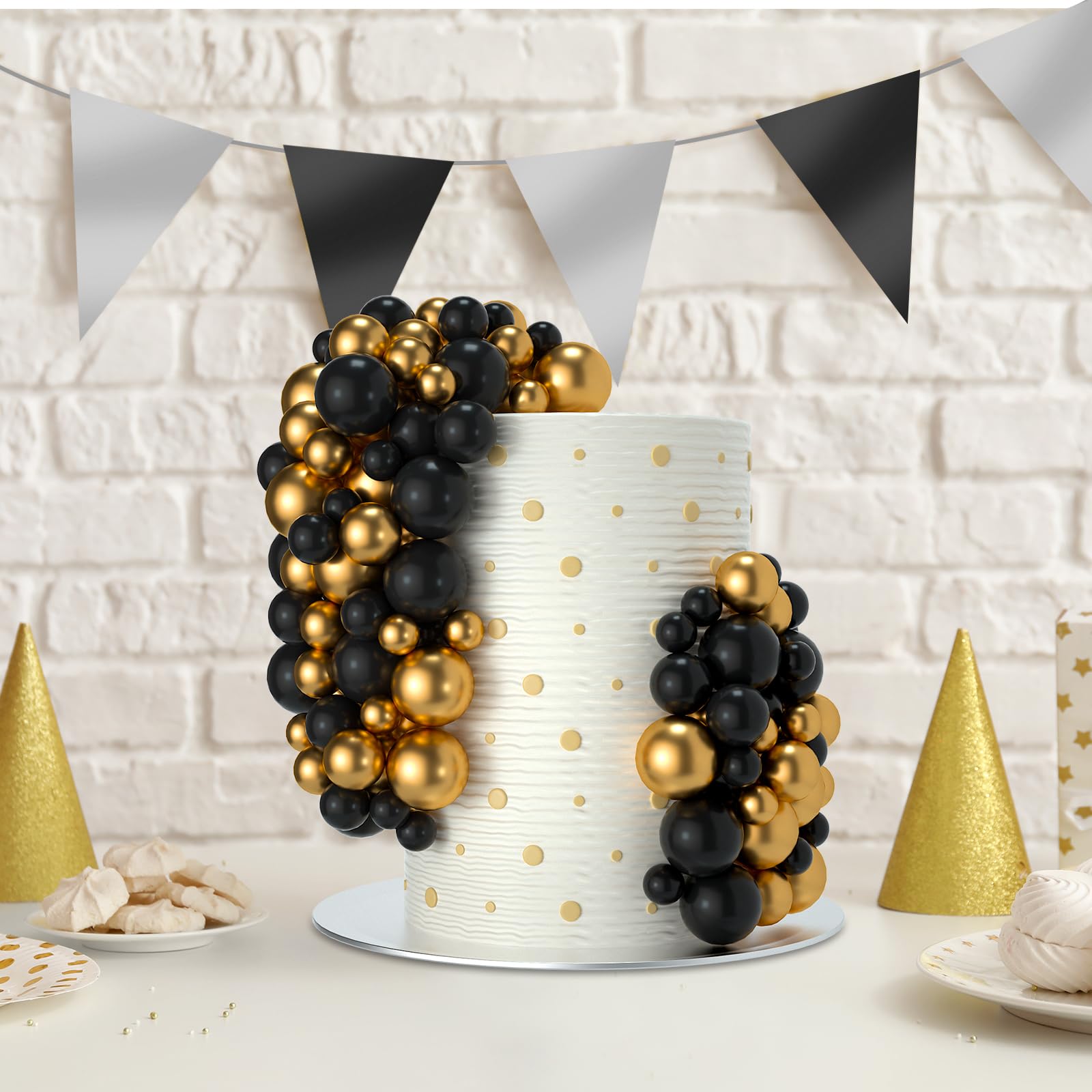NACHLYNN 80-piece set in black and gold for cake and dessert decor.