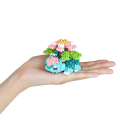 Delicate voxel art captures Venusaur's character in miniature.
