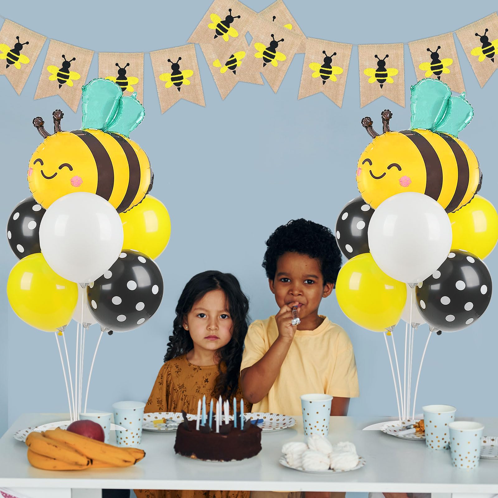 Naozinebi adhesive dots and ribbons secure the centerpiece with ease