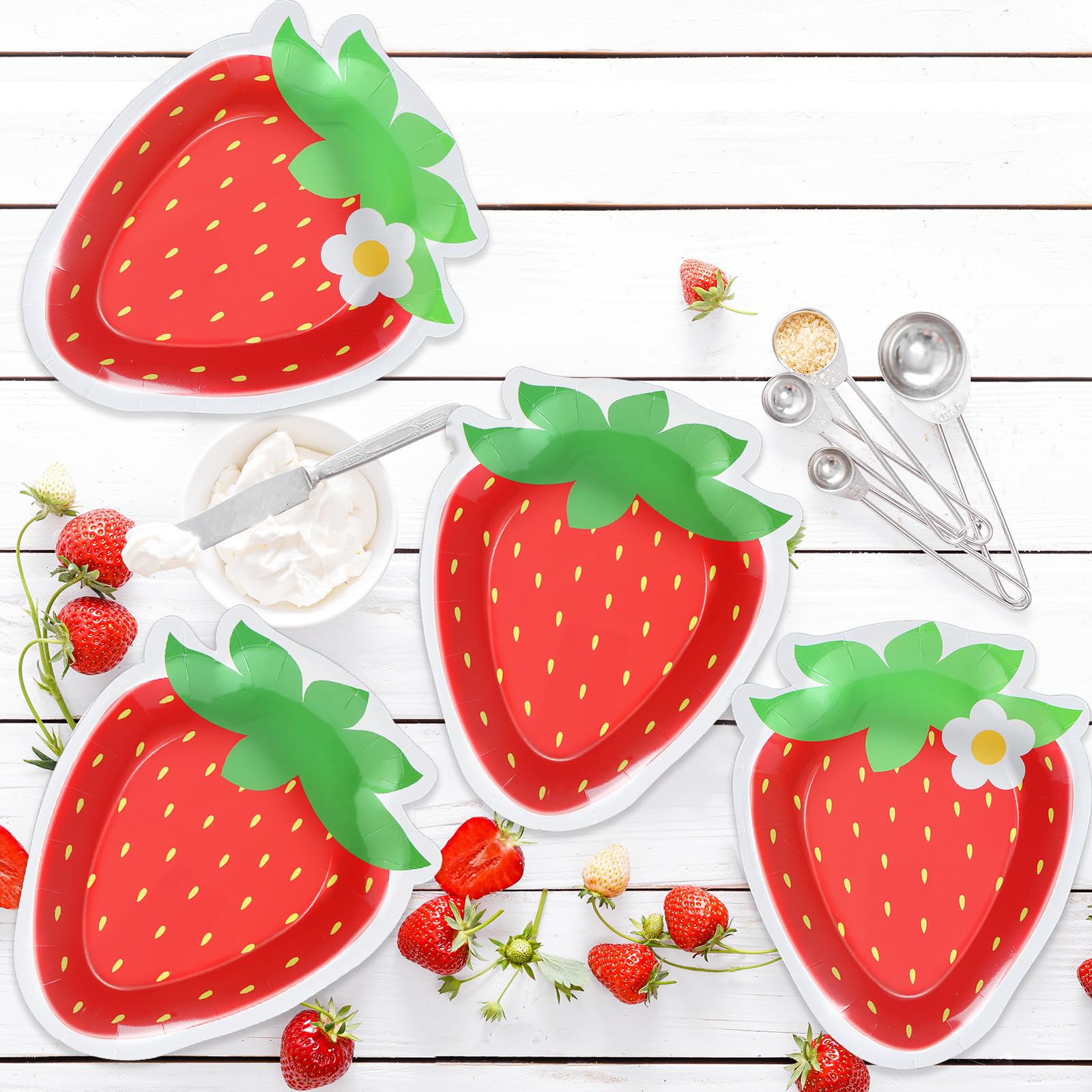 Naozinebi baby shower strawberry plates; perfect for themed celebrations.