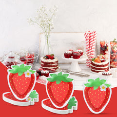 Naozinebi strawberry theme party table decor; adds color and charm.